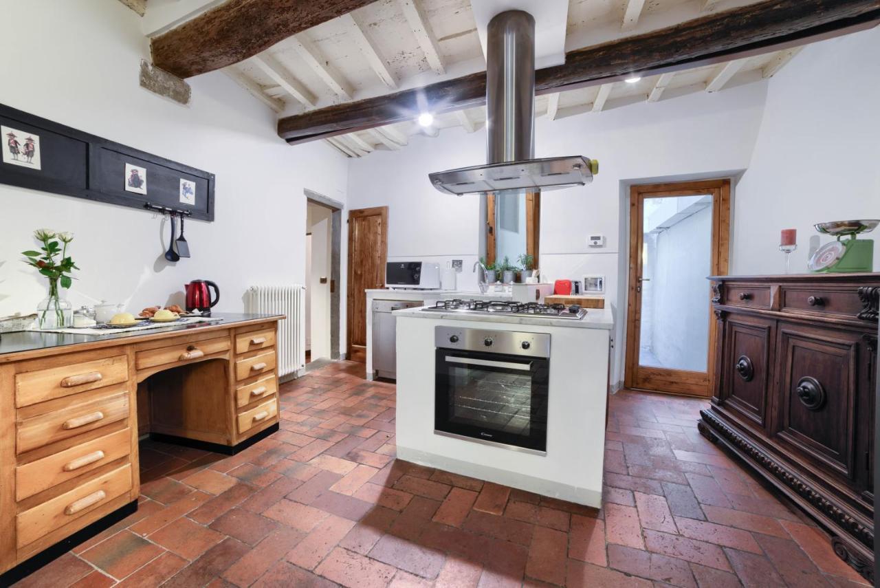 Apartment Lacosta Near Ponte Vecchio Florence Luaran gambar