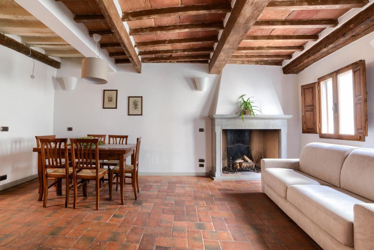 Apartment Lacosta Near Ponte Vecchio Florence Luaran gambar